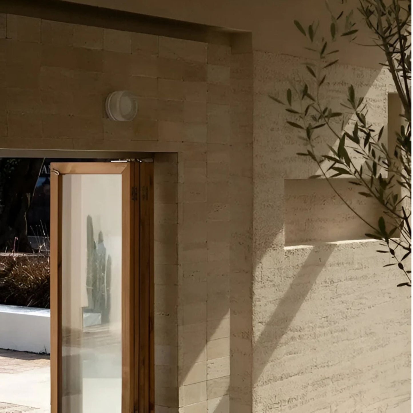 Andello Wall Light