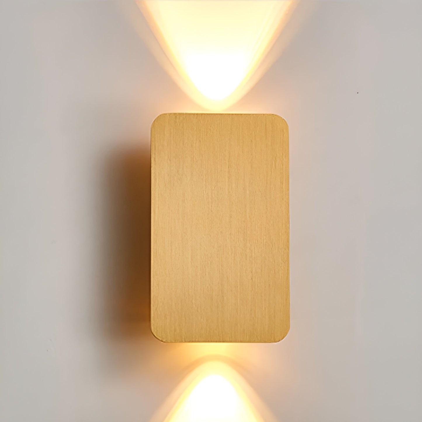 Reslin Wall Light