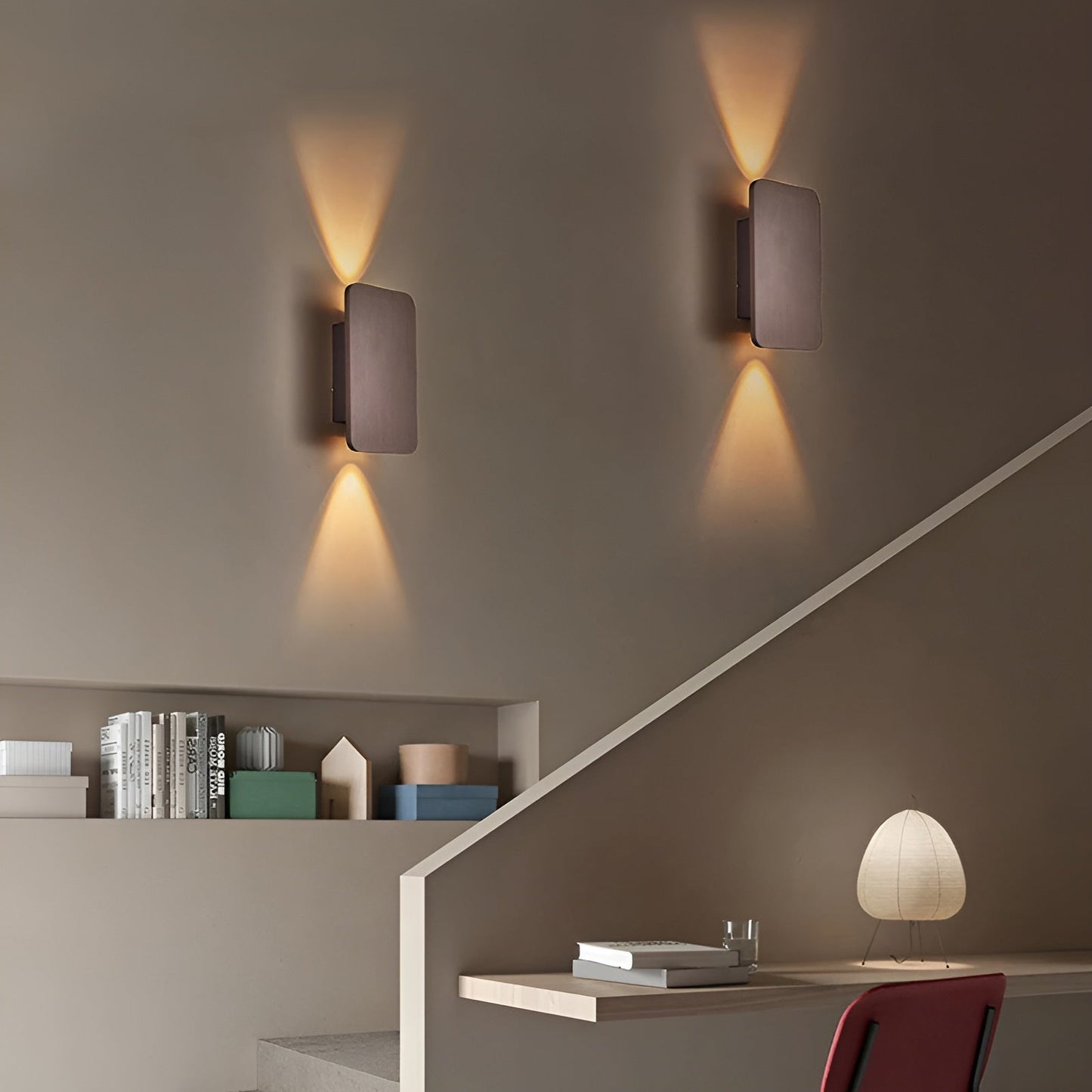 Reslin Wall Light